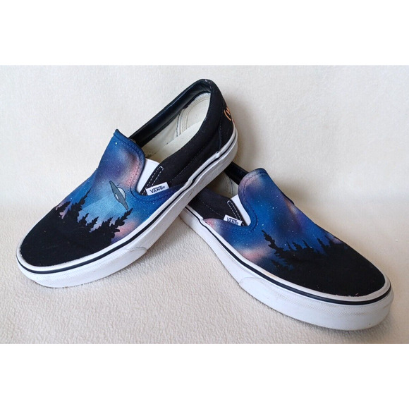 Unsolved Supernatural/True Crime UFO Night Sky Wheeze Men's 6.5 Women's 8 Vans